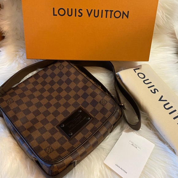 ‼️SOLD‼️ Louis Vuitton Brooklyn Pm - Picture 2 of 14